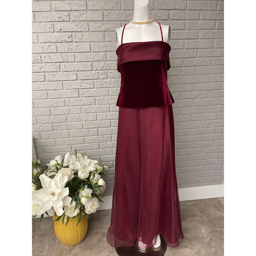 Cachet & Co. Women Burgundy Velvet  Chiffon Spaghetti Strap Wedding Gown Size 12